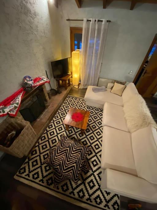 Orino Livadi Mount Villa IV Arachova Exteriör bild