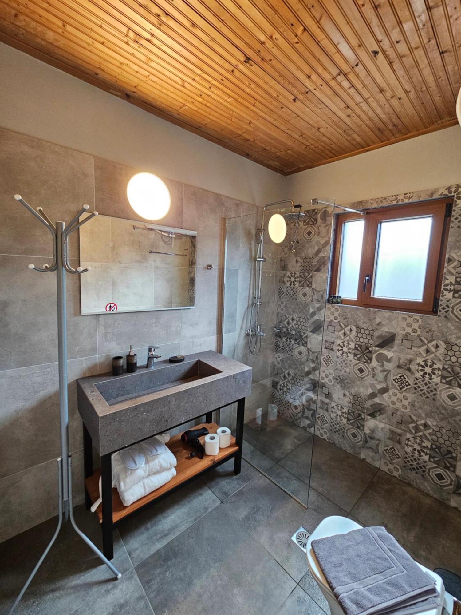 Orino Livadi Mount Villa IV Arachova Exteriör bild